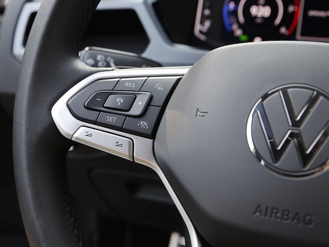 Volkswagen Touran 2.0 TDI DSG R-Line