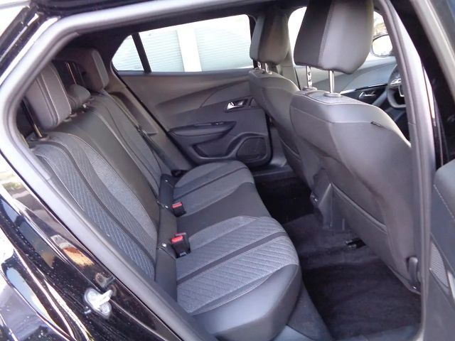 Peugeot 2008 Allure Pack BlueHDi EAT8