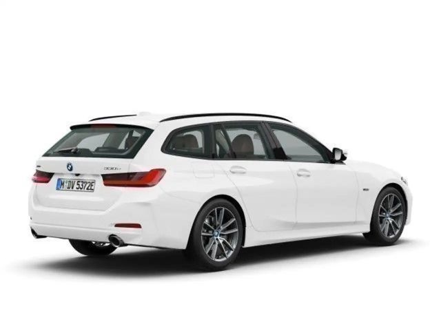 BMW 330 330e Touring xDrive