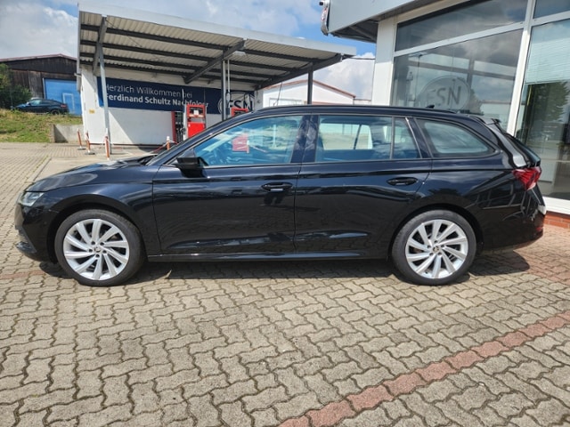 Skoda Octavia First Edition Matrix AHK RFK CantonSound Navi Climatronic