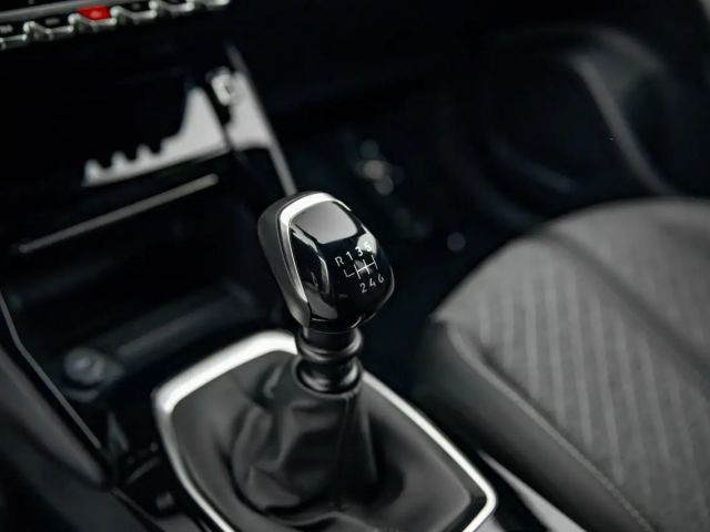 Peugeot 2008 100 PK MT | Parkeers. v&a | Airco | Cruise cont...