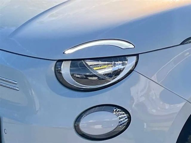 Fiat 500 mit Rückfahrkamera*PDC*Carplay