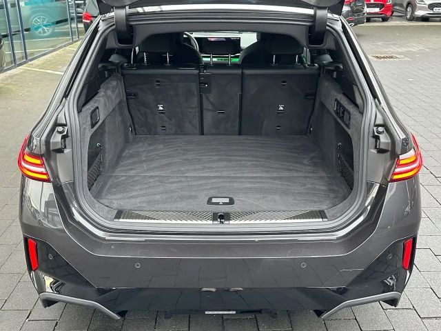 BMW 520 520d M-Sport Touring