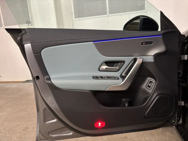 Mercedes-Benz CLA 180 Shooting Brake