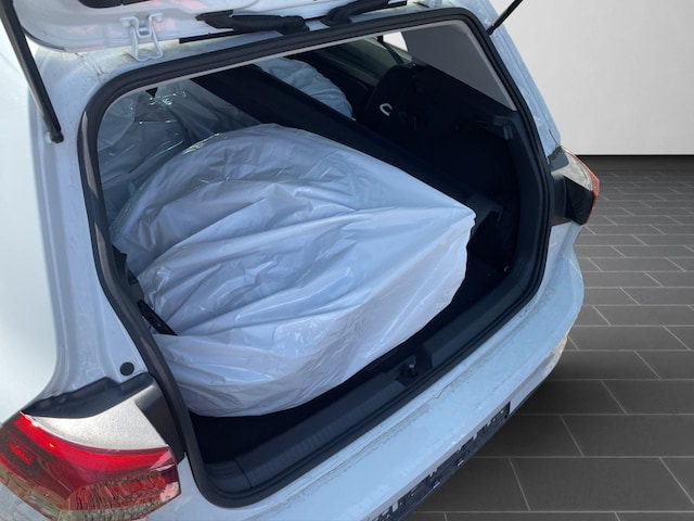 Volkswagen Golf 1.0 TSI Golf VIII Life