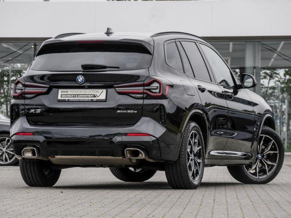 BMW X3 xDrive30e