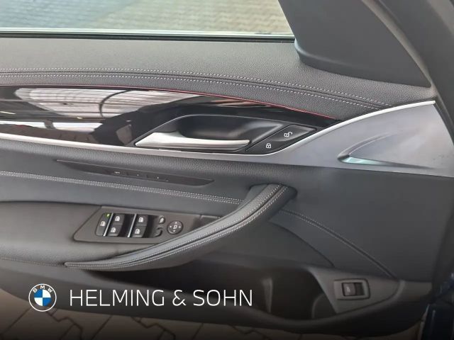 BMW 530 530d Luxury Line Touring xDrive