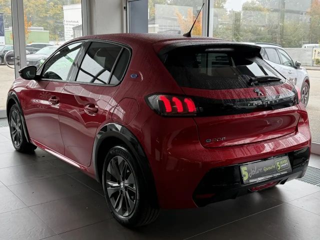 Peugeot E-208 Allure Pack
