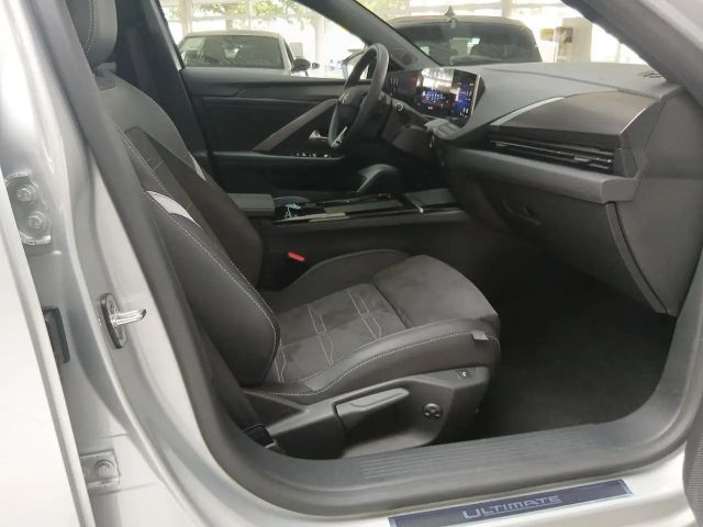 Opel Astra Sports Tourer Ultimate