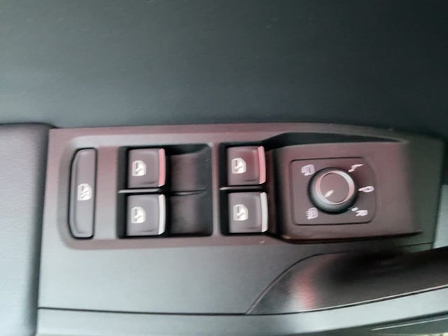 Seat Leon 2.0 TDI DSG FR-lijn Sportstourer