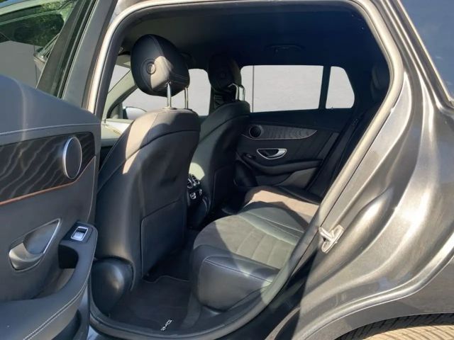 Mercedes-Benz EQC 400