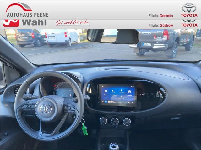 Toyota Aygo X 1.0 VVT-i Play