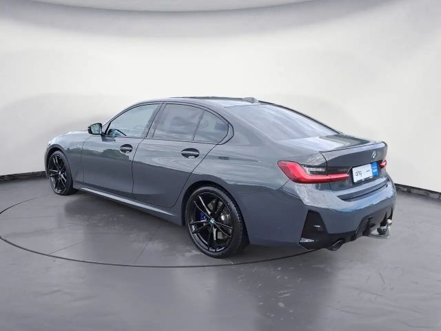 BMW 330 330i M-Sport Sedan xDrive