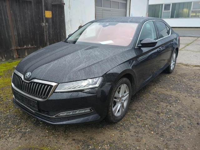 Skoda Superb Business
