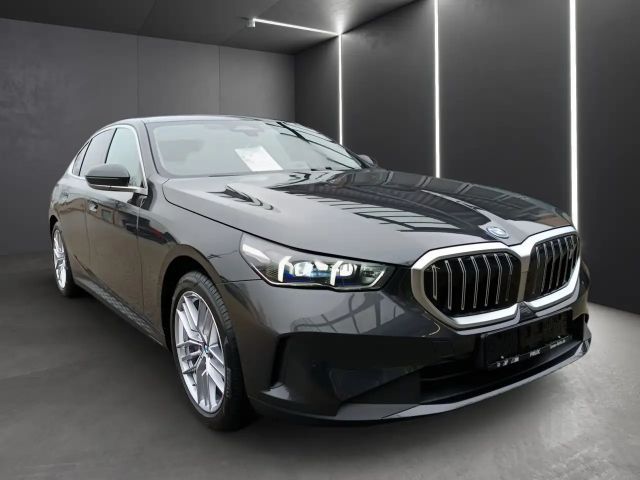 BMW i5 Sedan eDrive40