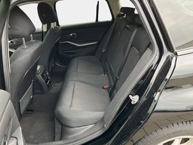 BMW 320 320d Touring