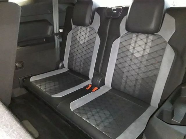 Volkswagen Tiguan 2.0 TSI Allspace R-Line