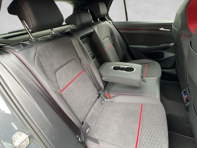 Volkswagen Golf 2.0 TSI DSG GTI