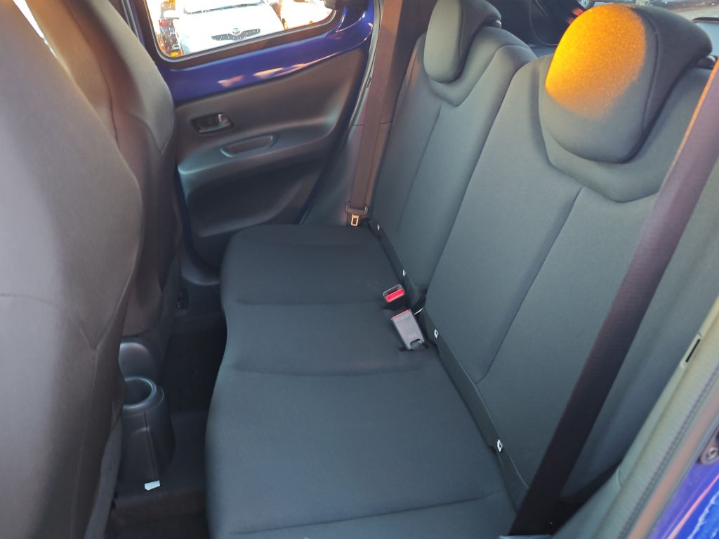 Toyota Aygo X 5-deurs Basis Team D