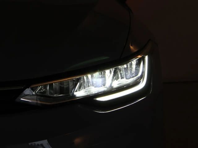 Volkswagen Golf Rabbit TSI