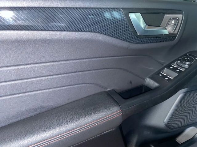 Ford Kuga Plug in Hybrid ST Line X