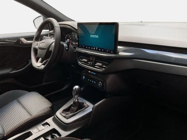 Ford Focus EcoBoost ST Line