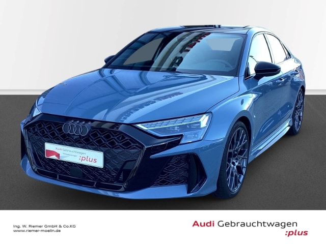 Audi RS3 Quattro S-Tronic Sedan