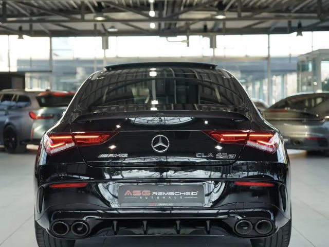Mercedes-Benz CLA 45 AMG 4MATIC AMG Line Sedan
