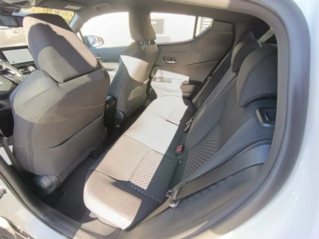 Toyota C-HR Hybride Team D