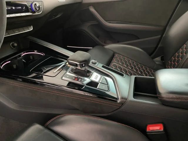 Audi RS4 Avant Quattro