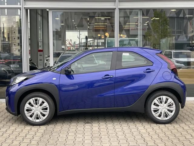 Toyota Aygo X Business Hatchback S-CVT