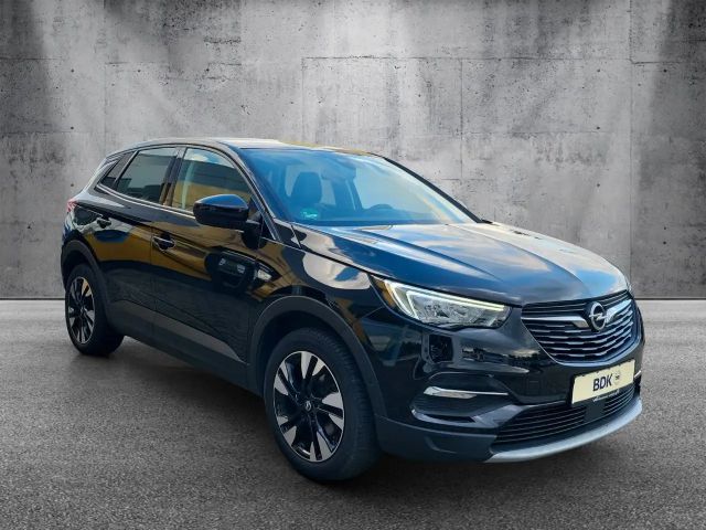 Opel Grandland X Sondermodell "Elegance" aus 1-Hand