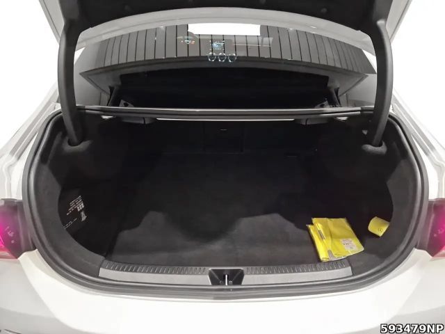 Mercedes-Benz A 180 AMG Line