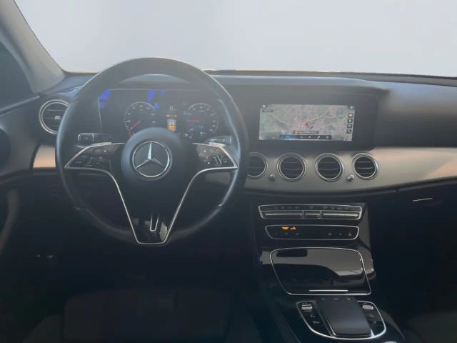 Mercedes-Benz E 300 E 300 e Estate