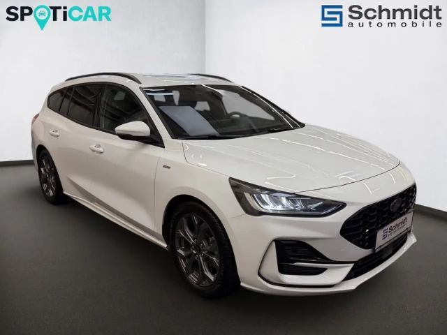 Ford Focus ST Line Wagon