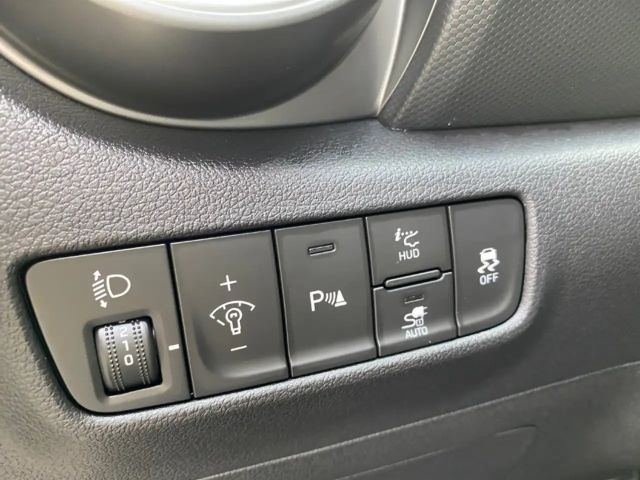 Hyundai Kona 2WD Prime