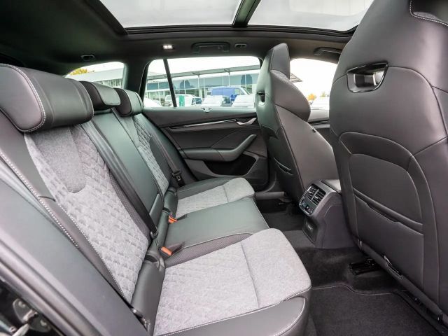 Skoda Octavia 2.0 TDI Combi Sportline