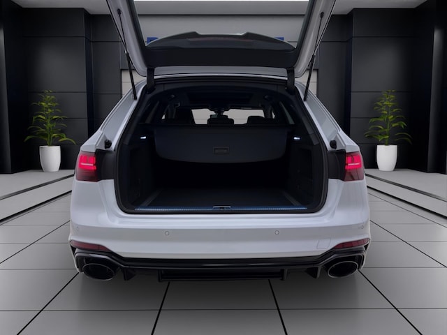 Audi RS4 Avant Quattro