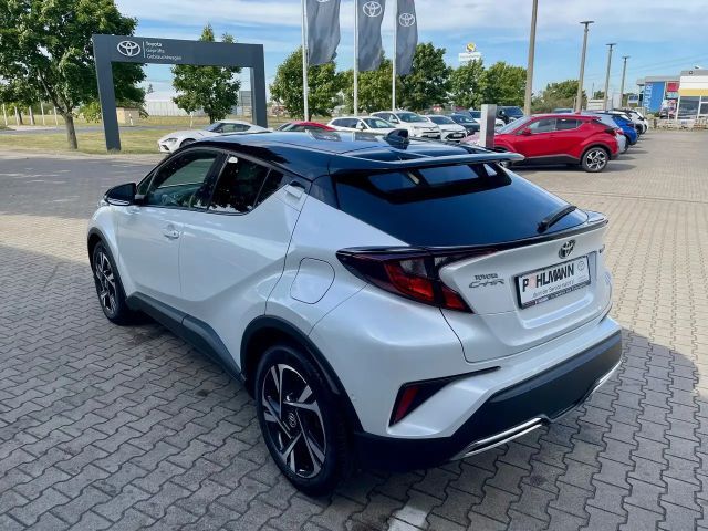 Toyota C-HR Hybride Team D