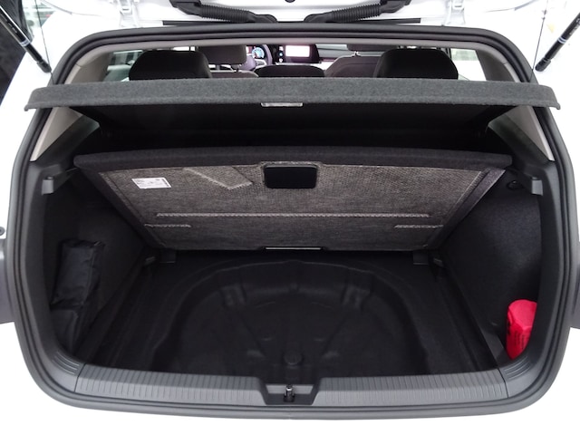 Volkswagen Golf 1.5 eTSI DSG