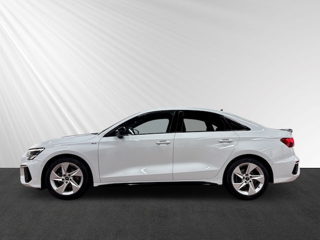 Audi A3 35 TDI S-Line S-Tronic Sedan