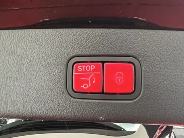 Mercedes-Benz GLC 300 4MATIC AMG Line