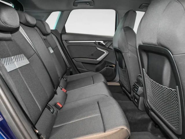 Audi A3 35 TFSI S-Line Sedan Sportback
