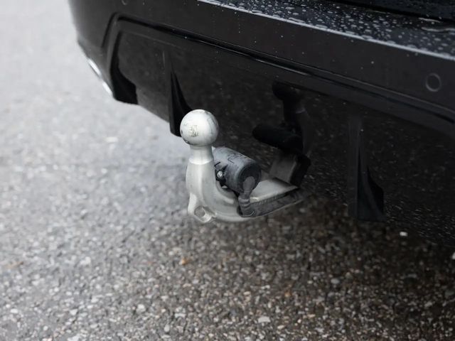 BMW 318 318i M-Sport Touring