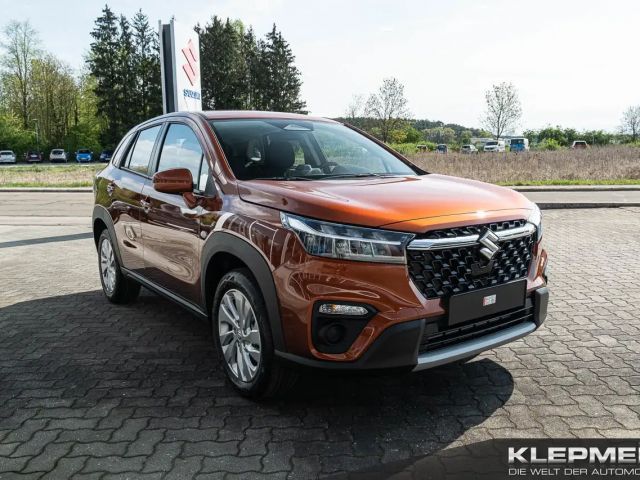 Suzuki SX4 S-Cross Hybrid