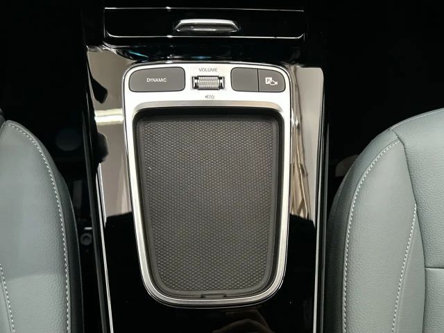 Mercedes-Benz A 200 AMG Line