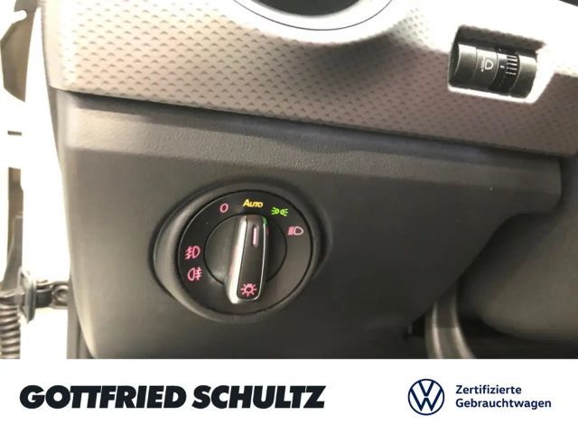 Volkswagen up! Active