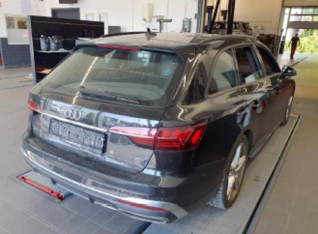 Audi A4 40 TDI Avant Quattro S-Tronic
