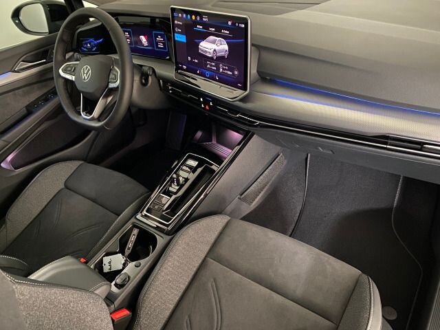 Volkswagen Golf 1.5 eTSI DSG Style Variant