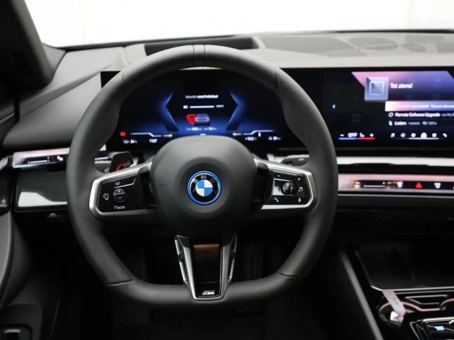 BMW i5 M-Sport Sedan xDrive